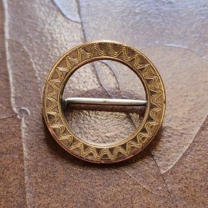 Vintage/Antique Tiny Circle Pin
